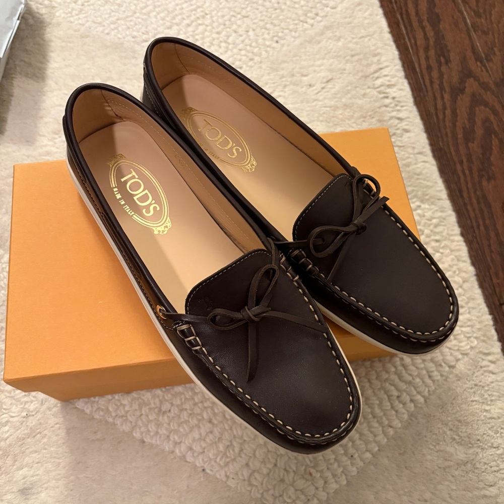 Tod's Dark Brown Leather Loafers